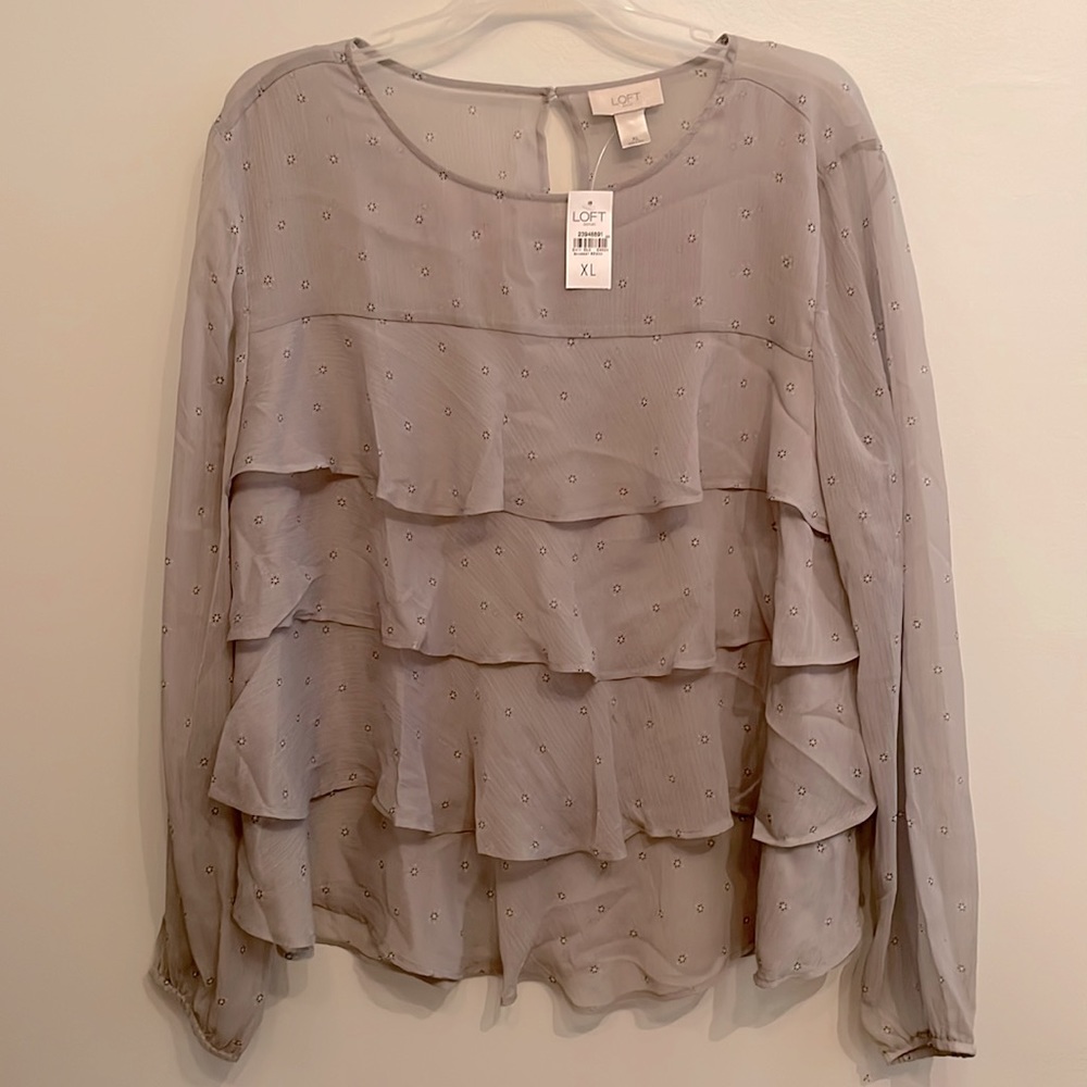 Gray Loft Outlet blouse, size XL